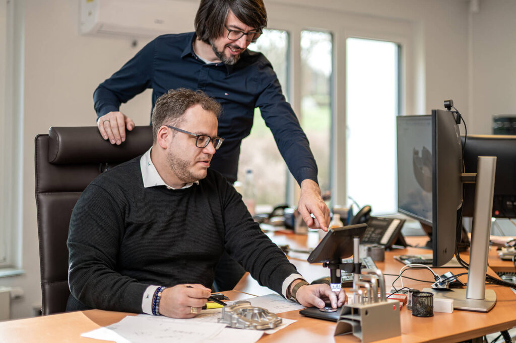 Qualität und individuelle Lösungen stehen bei Stuhlmann im Vordergrund. Ob bei Zerspanungswerkzeugen wie Wendeschneidplatten oder eigens entwickelten Sonderwerkzeugen.